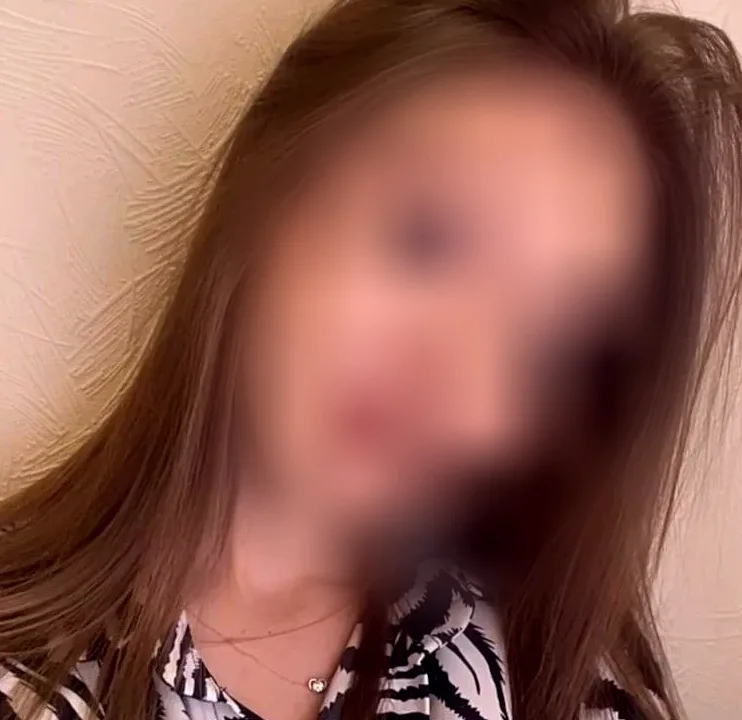 Julia, 22 años