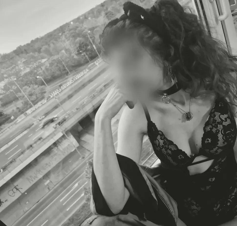 Manuela, 22 años